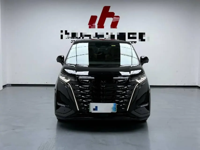 Denza 2024 Denza D9 DM-i 1.5T stepless 980 four-wheel drive distinguished automatic gear 2