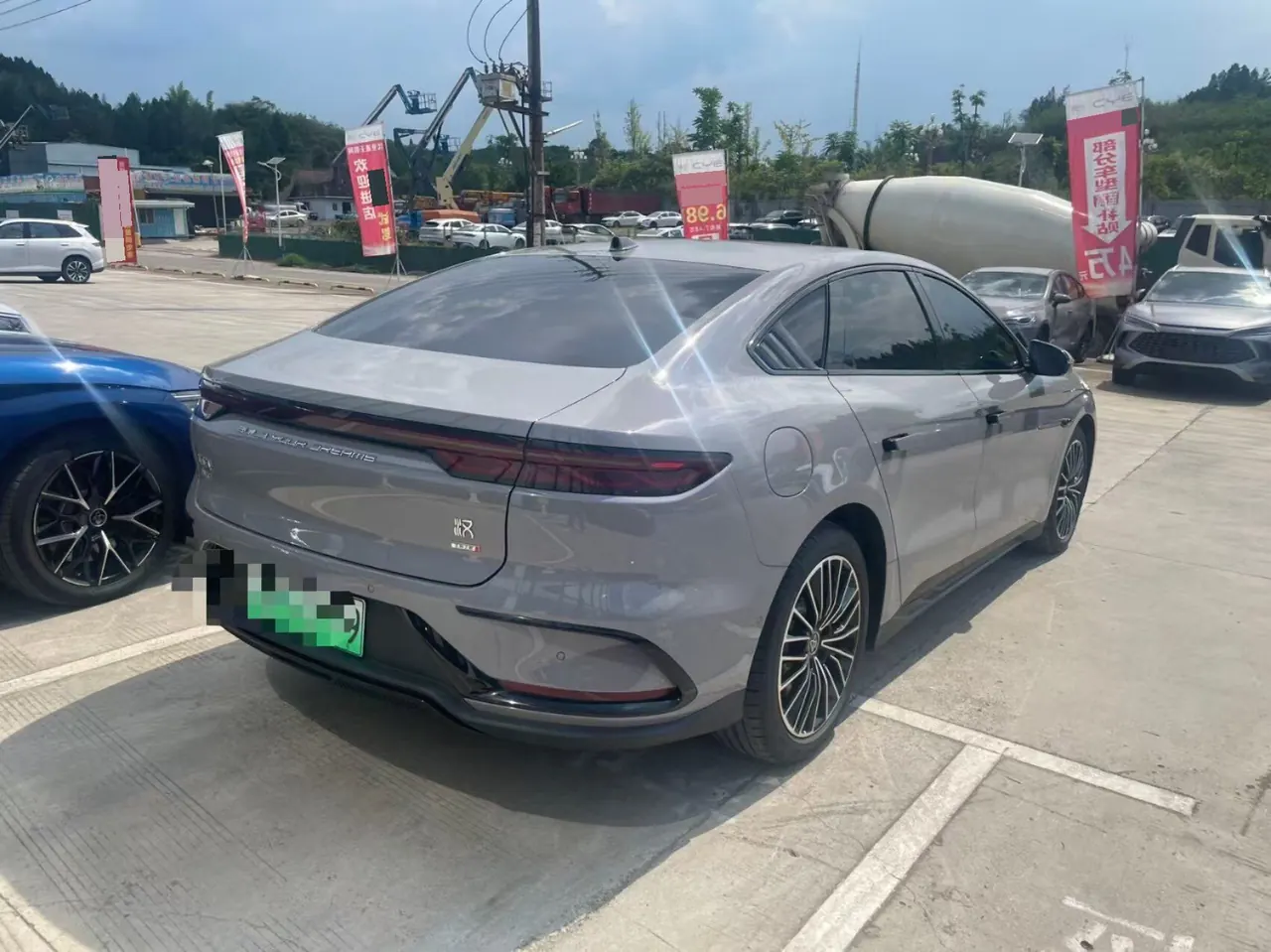 BYD 2025 Han DM-i 1.5T stepless 125KM laser Radar intelligent driving automatic gear 5