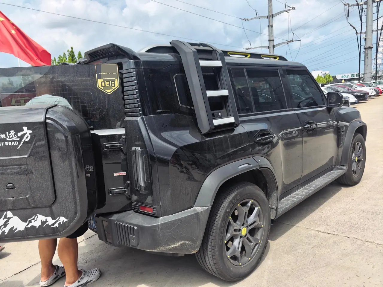 Jetour 2023 Traveler 2.0T Four-Wheel-Drive Cross-Country PRO Automatic 3