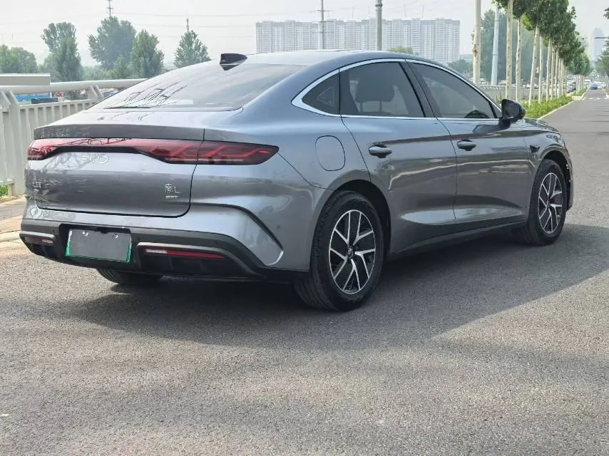 BYD 2025 Qin L DM-i 1.5 stepless smart driving version 120KM leading automatic gear 9
