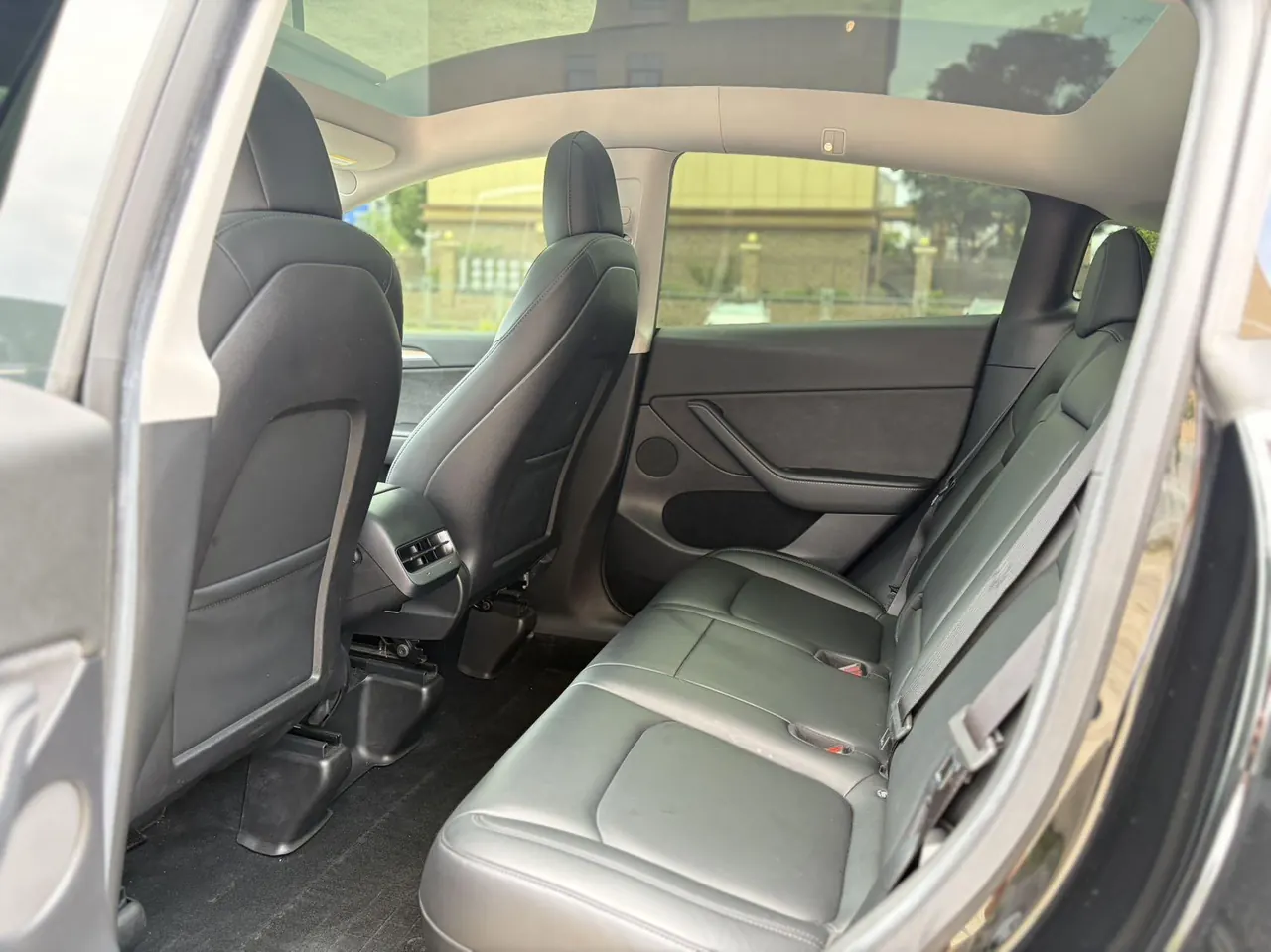 Tesla 2022 Model Y rear-wheel drive version automatic transmission 6