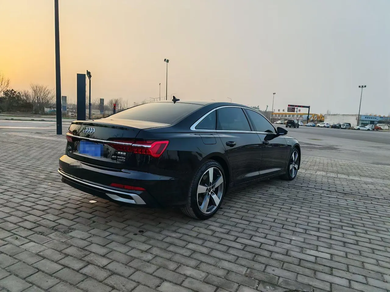 Audi 2023 A6L 2.0TFSI 45TFSI Quattro Selected Dynamic Automatic 7