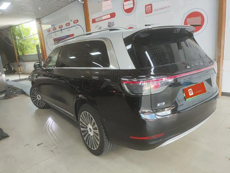 AITO 2025 AITO M9 extended range Ultra version 52kWh4 seat version automatic gear 8