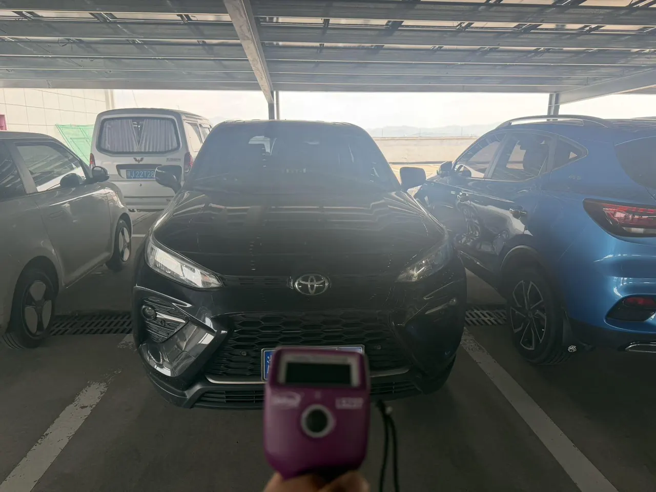 Toyota 2022 Wilanda 2.0 Stepless Four-wheel Drive Deluxe Edition Automatic Transmission 3