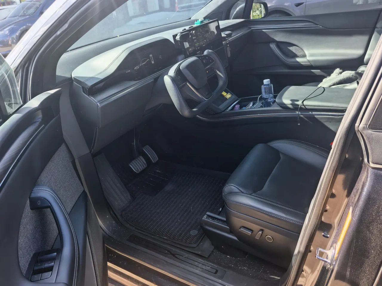 Tesla Model X (Imported) 2023 Model X Dual Motor All-wheel Drive Automatic Gear 2