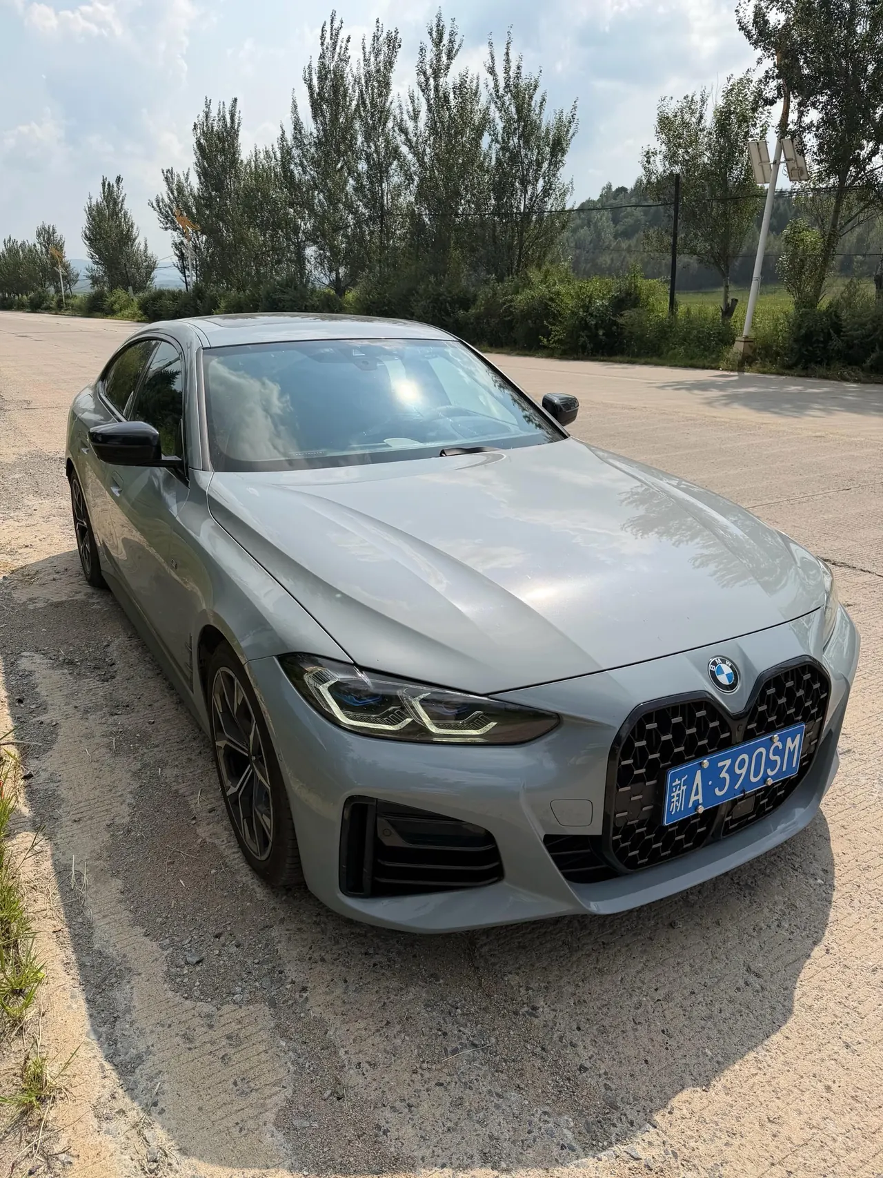 BMW 4 Series (Imported) 2022 430i Four-Door Coupe 2.0T M Sports Obsidian Night Suit Automatic Gear 3