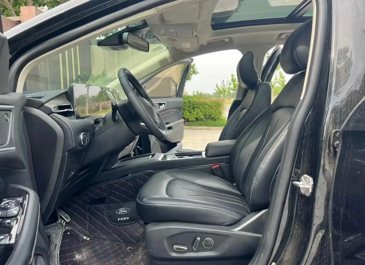 Ford 2021 Ruijie PLUS 2.0T EcoBoost 12250.00g Drive Hao Rui 7-seat Automatic Gear 4