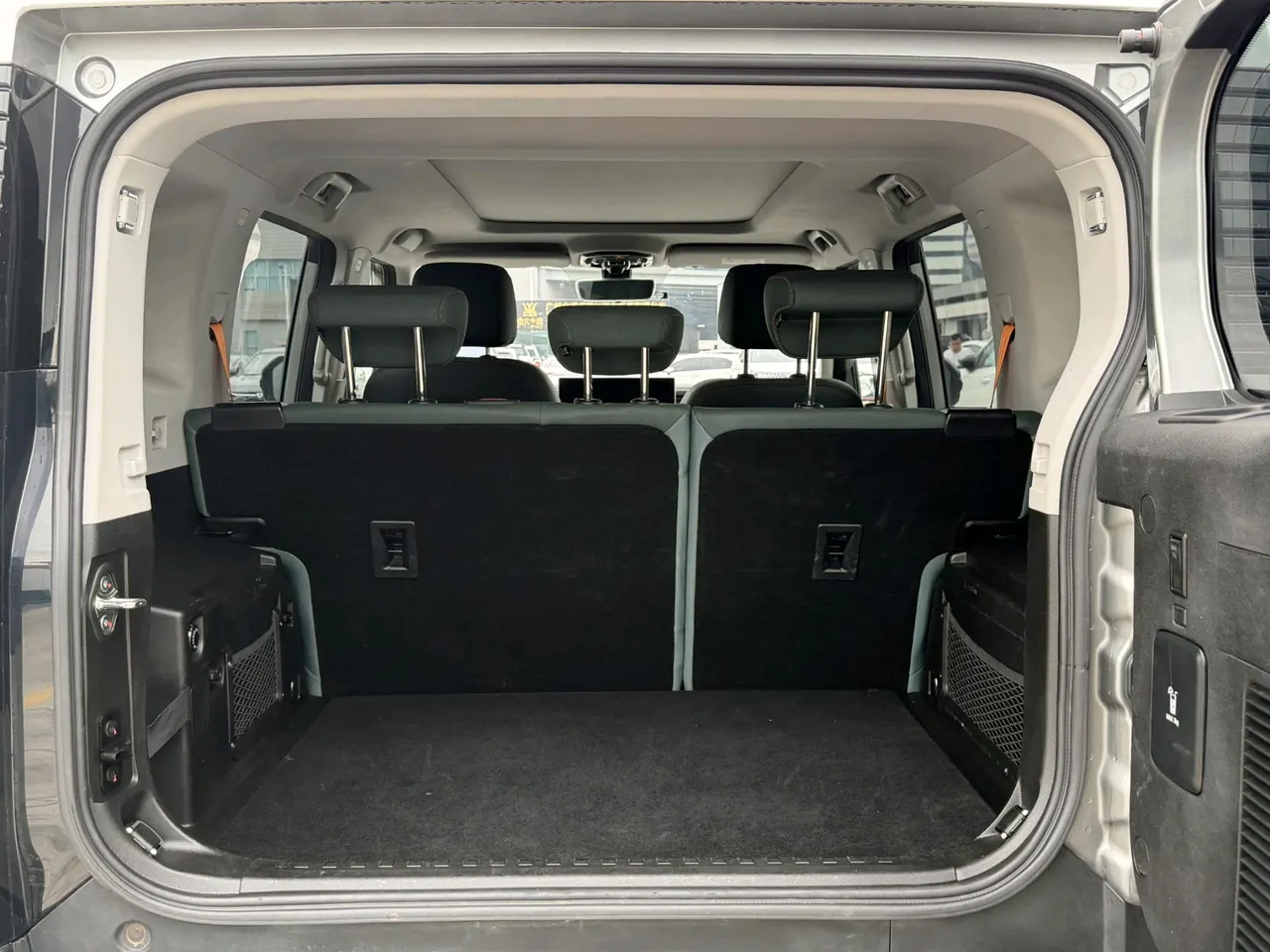 Jetour 2023 Travelers 1.5T Two-Drive Discovery PRO Automatic Gear 10