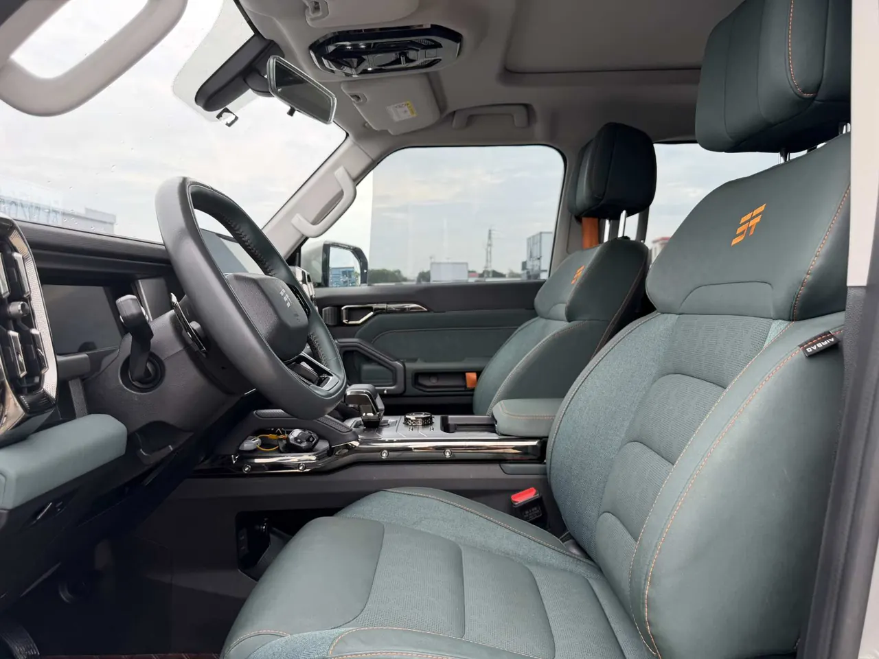 Jetour 2023 Travelers 1.5T Two-Drive Discovery PRO Automatic Gear 6