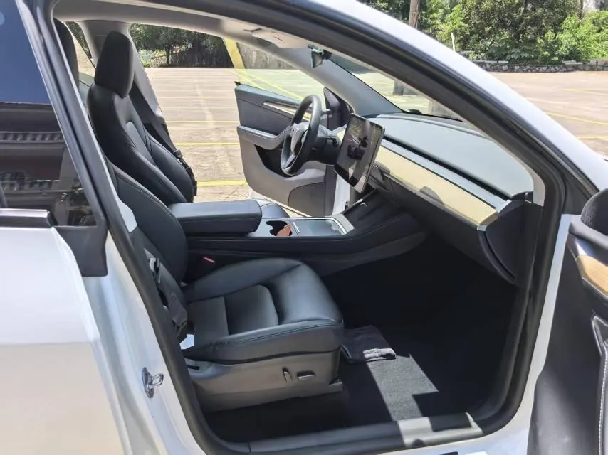 Tesla 2022 Model Y rear-wheel drive version (facelift) automatic gear 13