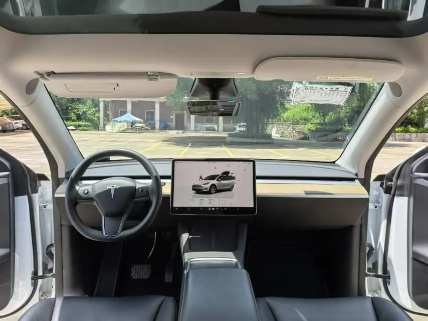 Tesla 2022 Model Y rear-wheel drive version (facelift) automatic gear 15