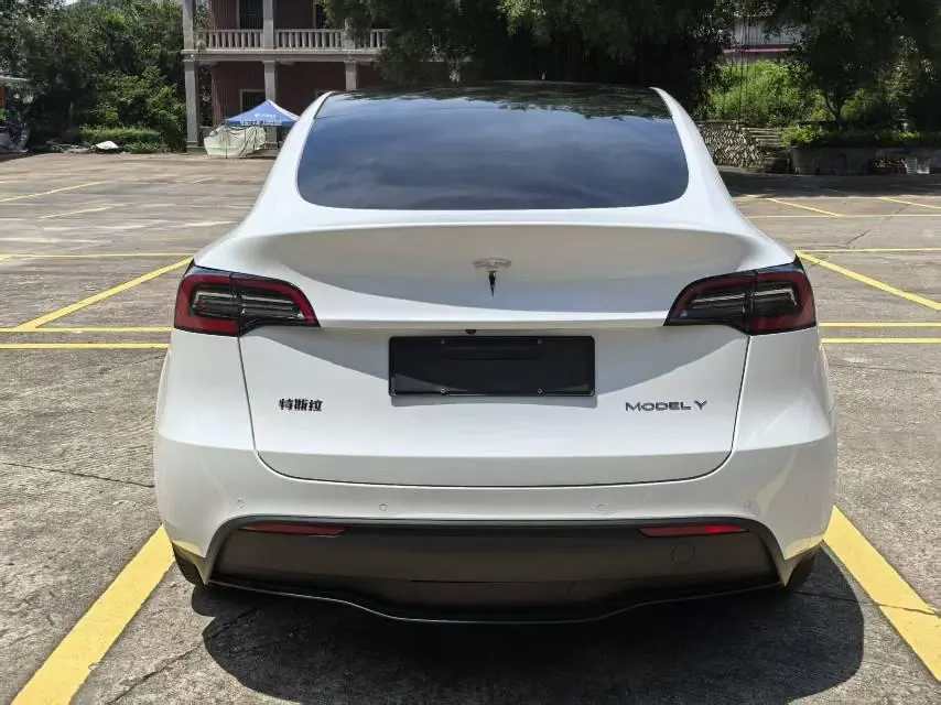 Tesla 2022 Model Y rear-wheel drive version (facelift) automatic gear 7