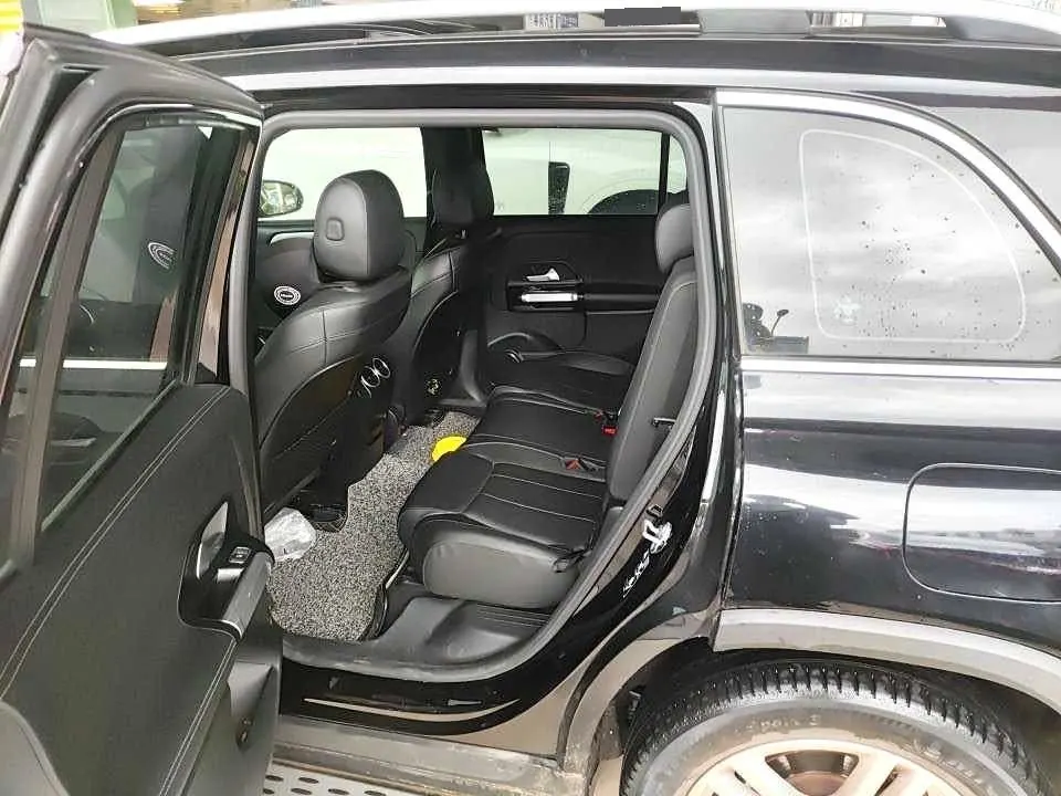 Mercedes Benz 2020 GLB 180 1.3T Dynamic Automatic 2