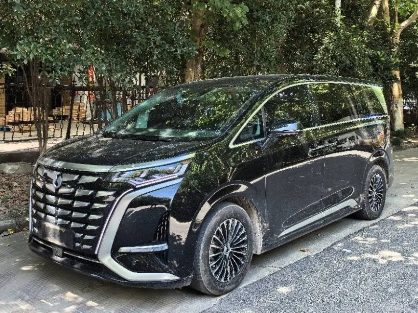 Open image lightbox: Denza 2022 Denza D9 DM-i 1.5T stepless 970 four-wheel drive flagship automatic gear