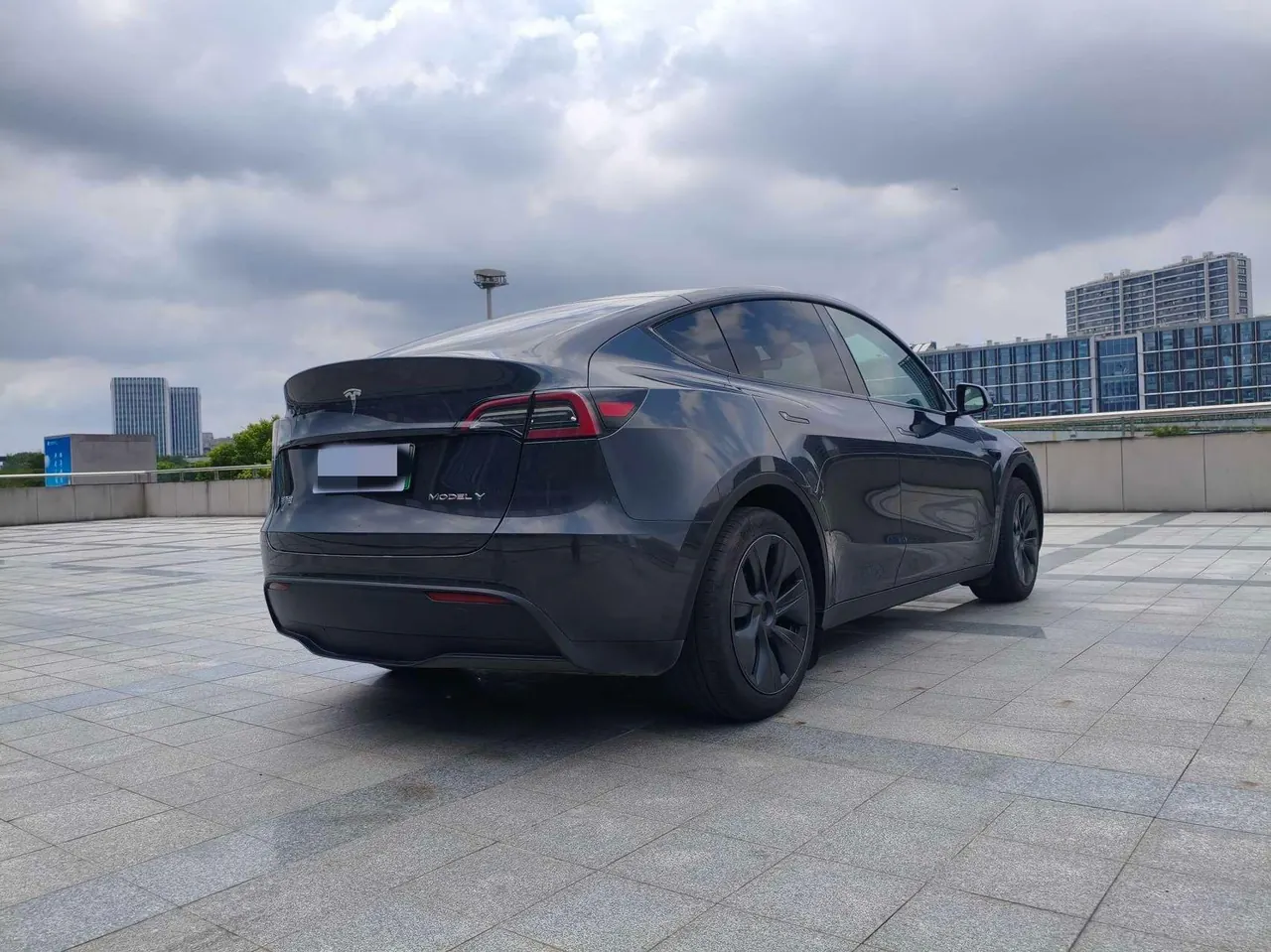 Tesla 2024 Model Y rear-wheel drive version automatic transmission 8