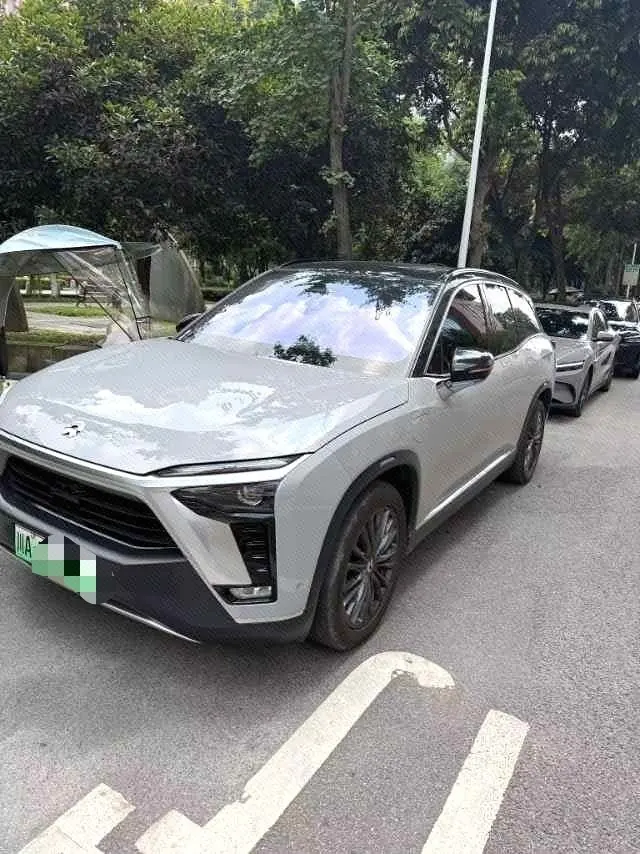 Open image lightbox: NIO 2020 ES8 power change version 6 500KM automatic gear