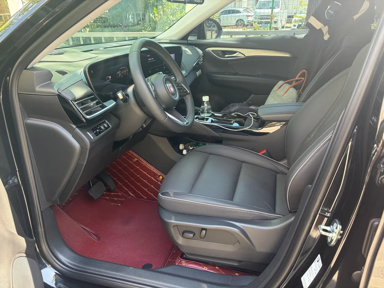 Buick 2024 Angkewei Plus 48V 2.0T 28T Two-wheel Drive Premium Edition Automatic Gear 3