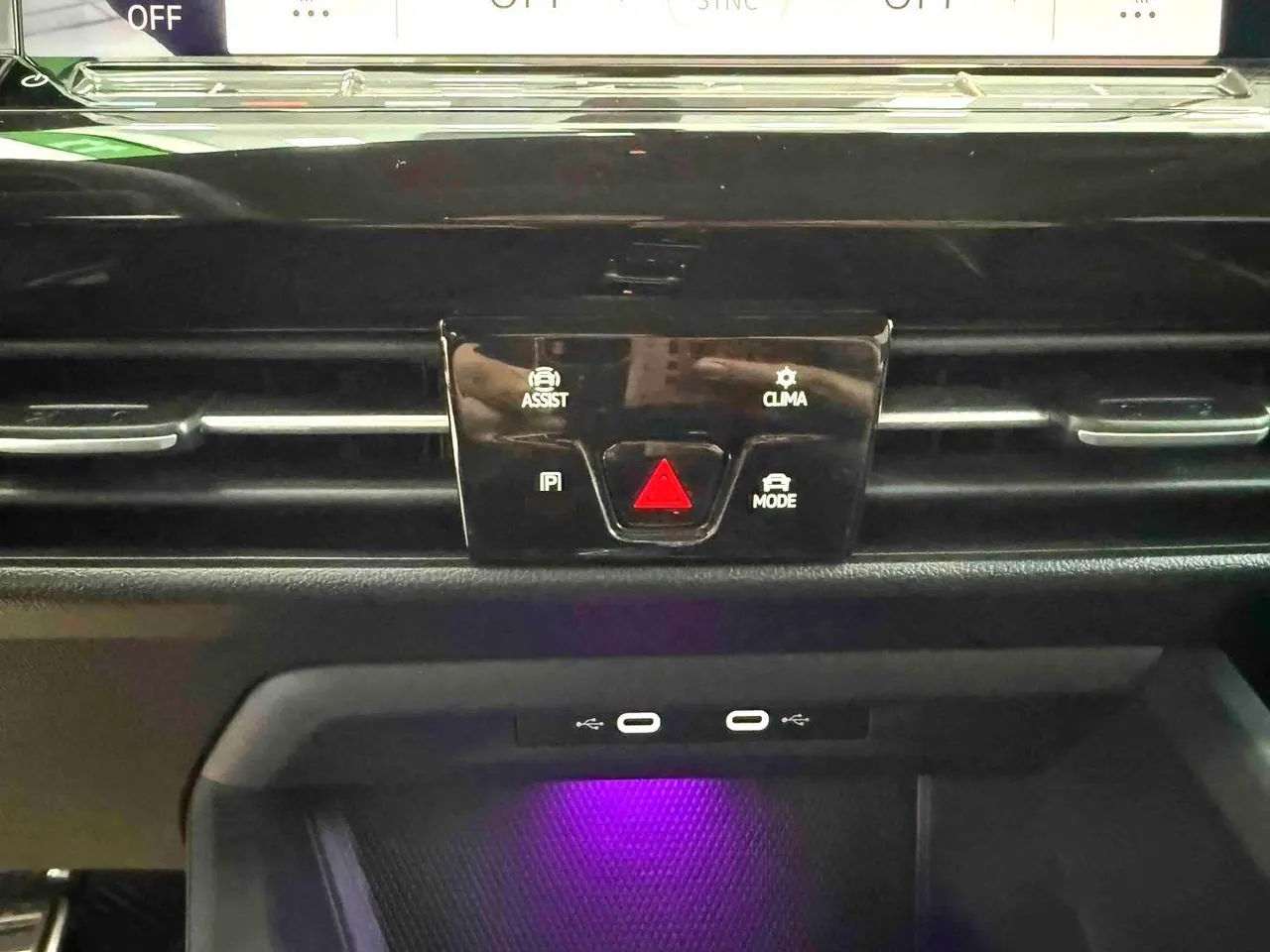 Volkswagen 2023 Golf 8 R-Line 1.4TSI 280TSI Lite (Modified) Automatic Gear 5