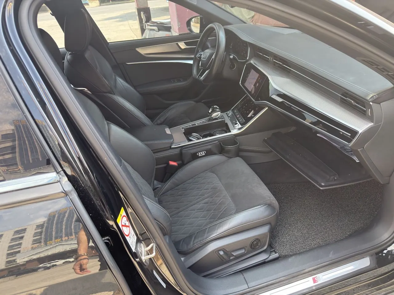 Audi 2020 A6L 48V 3.0TFSI 55TFSI Quattro enjoy dynamic automatic transmission 6