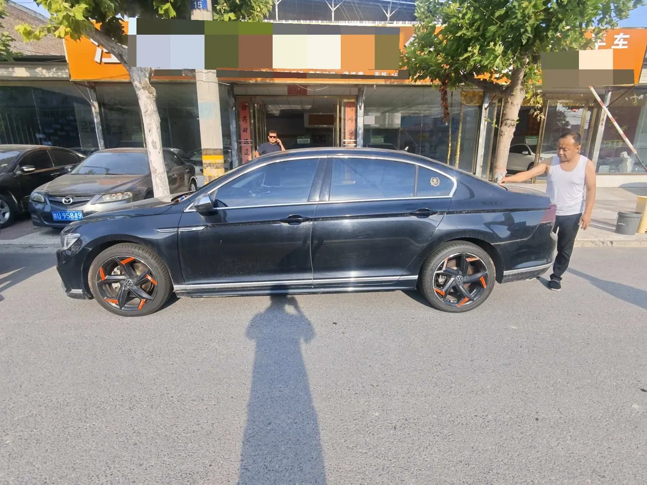Volkswagen 2023 Magotan 2.0TSI 330TSI 2 million Commemorative Edition Leading Automatic Gear 2