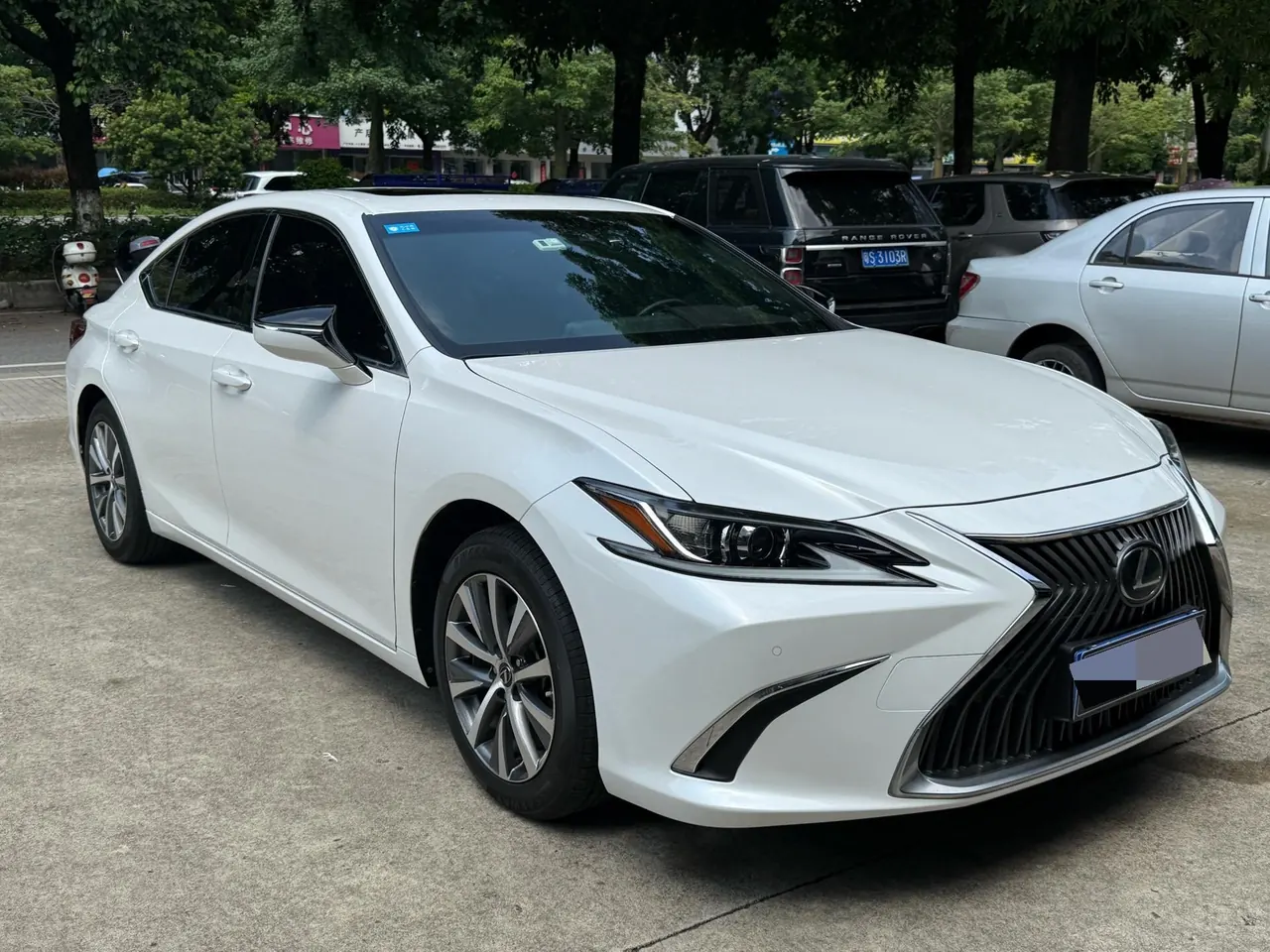 Lexus ES (Imported) 2020 ES260 2.5 Excellence Automatic Gear 3
