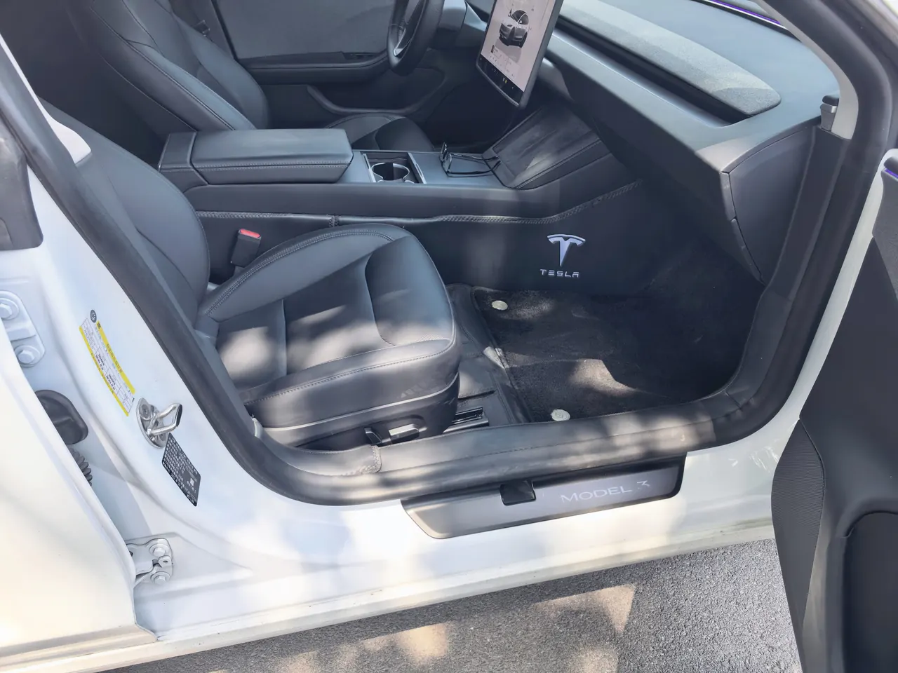 Tesla 2023 Model 3 Rejuvenation Edition Rear Wheel Drive Automatic Transmission 4