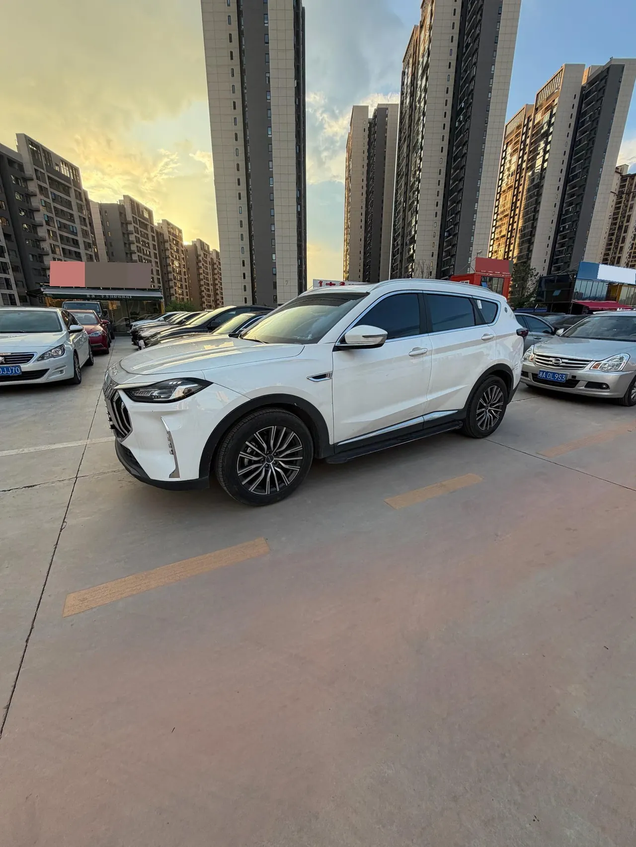Jetour 2025 X70 PLUS 1.5T Deluxe Surging Edition 7-seat Automatic Gear 2