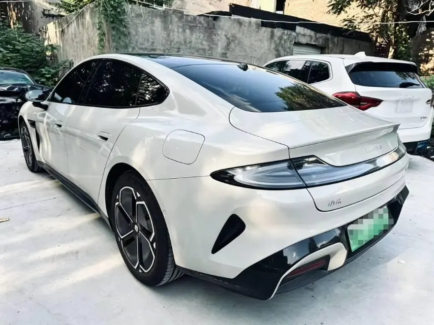 MI 2026 SU7 Standard Edition Automatic Gear 9