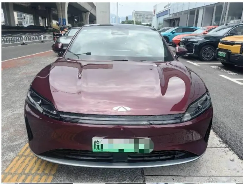 Chery 2025 Fengyun A9L 1.5T Four-wheel Drive High Energy Peak Edition Automatic Gear 3