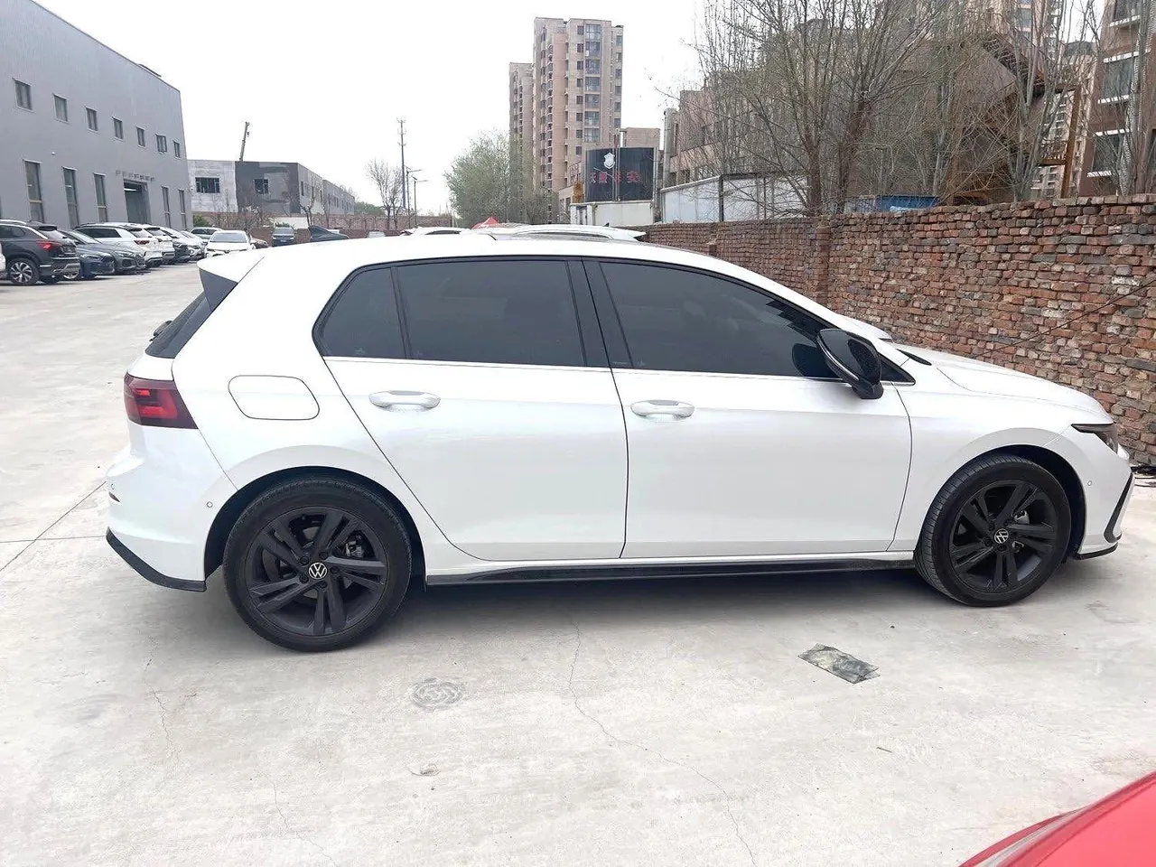 Volkswagen 2023 Golf 8 R-Line 1.4TSI 280TSI Automatic 2