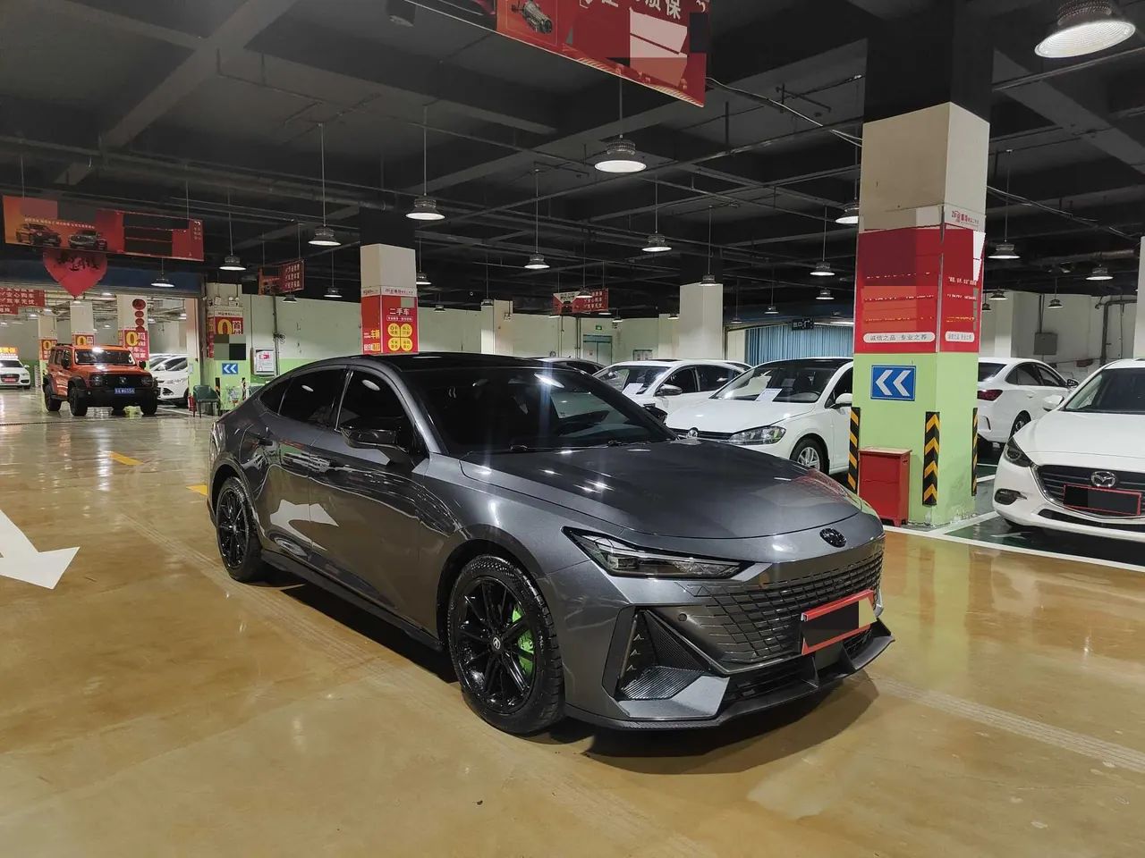 ChangAn 2025 UNI-V 1.5T honorable automatic gear 3