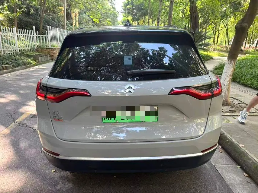 NIO 2020 ES8 benchmark 415KM 6-seat automatic gear 6