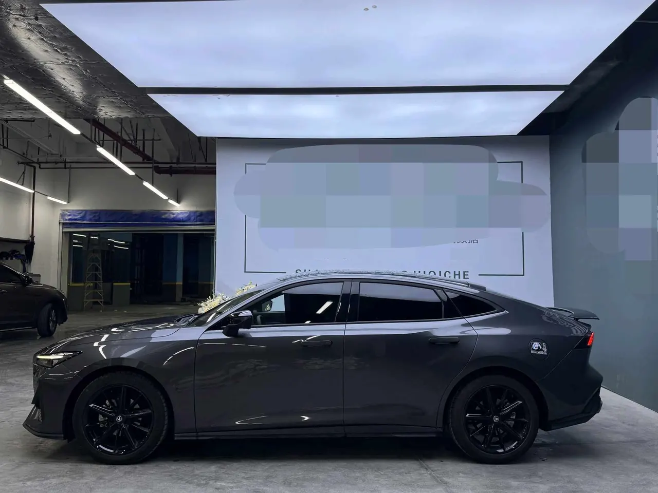 ChangAn 2023 UNI-V 1.5T honorable automatic gear 3