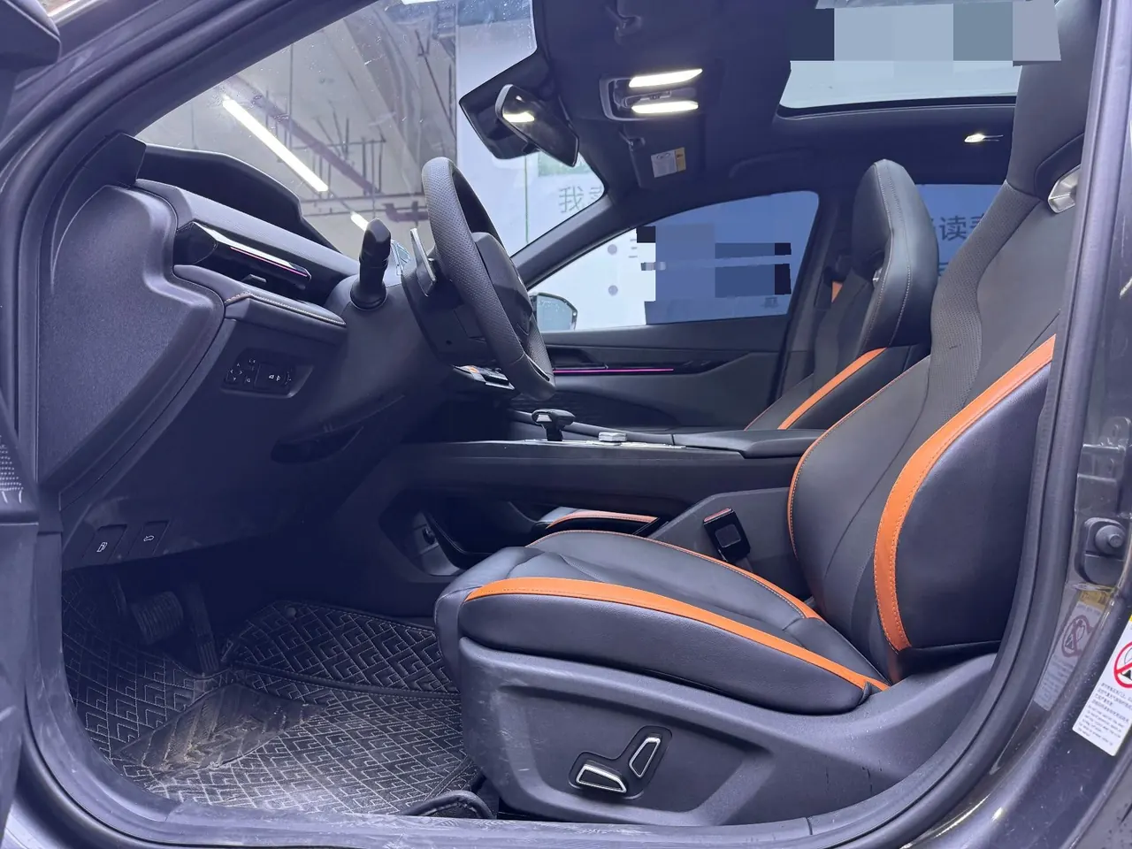 ChangAn 2023 UNI-V 1.5T honorable automatic gear 5