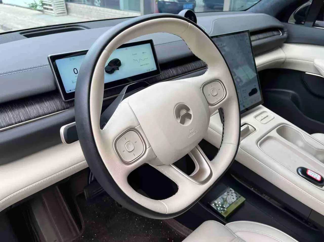 NIO 2024 ES6 75kWh automatic gear 8