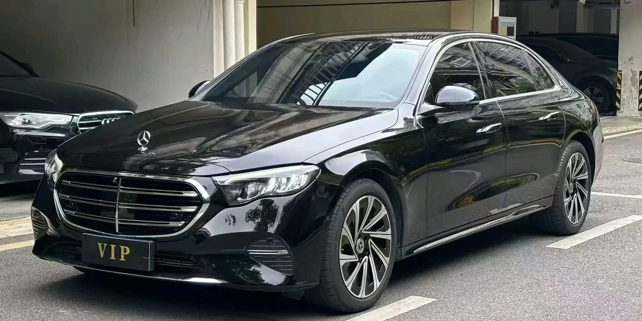 Open image lightbox: Mercedes Benz E Class 2024 E 300 L 48V 2.0T Luxury Automatic Gear