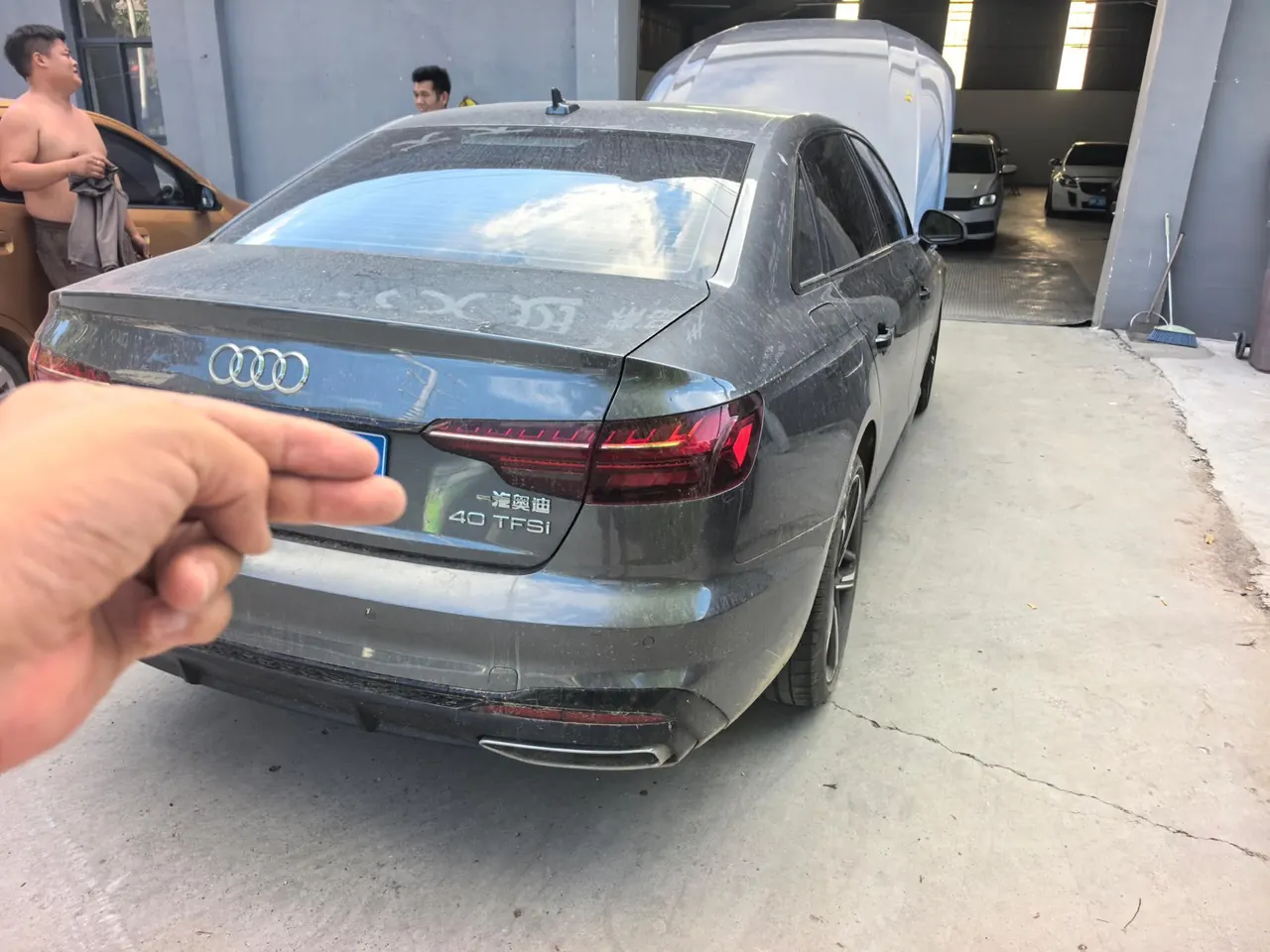 Audi 2024 A4L 2.0TFSI 40TFSI Deluxe Dynamic Automatic 5