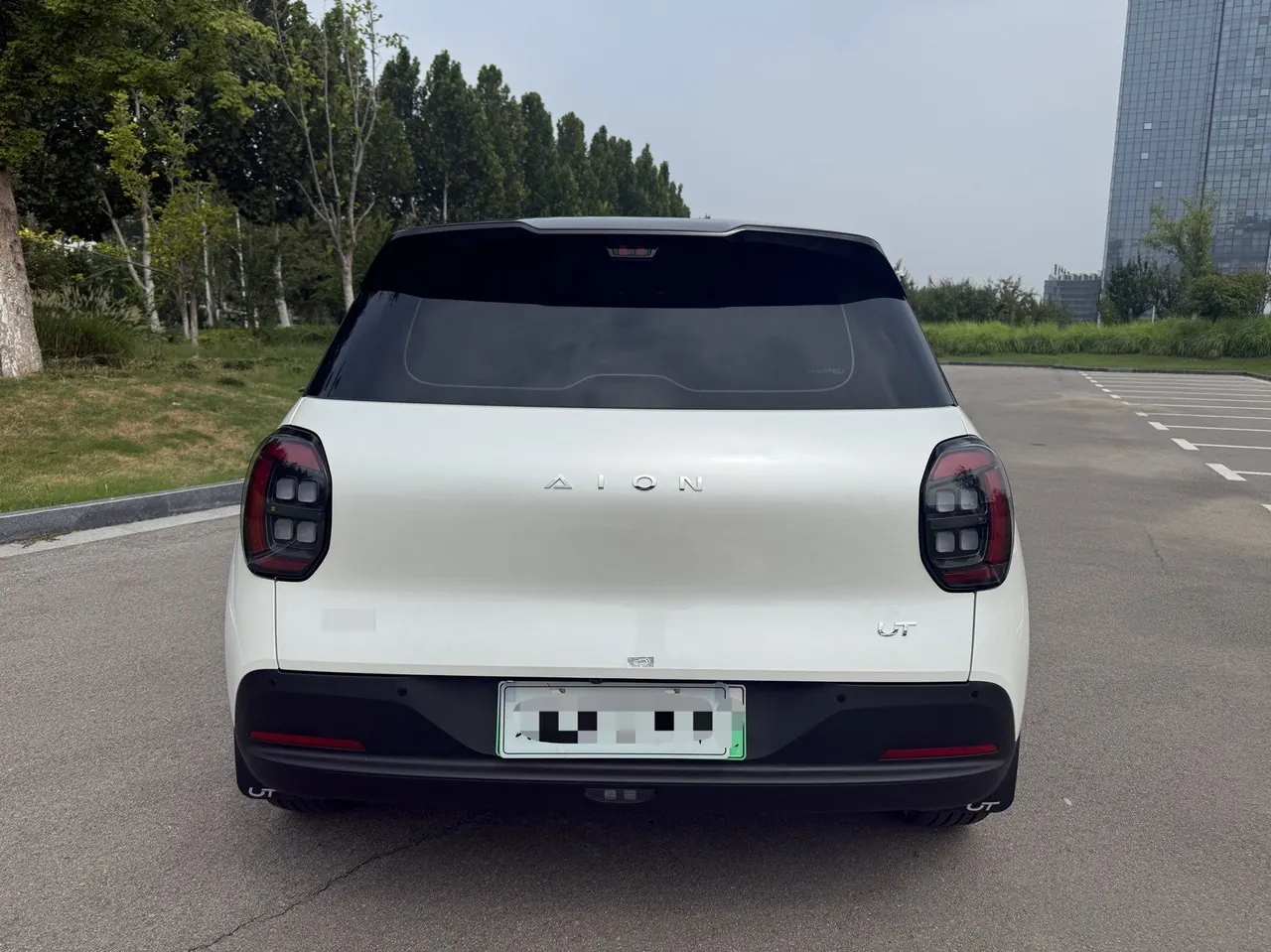 GAC Aion 2025 AION UT 330 Star Edition Automatic Gear 4