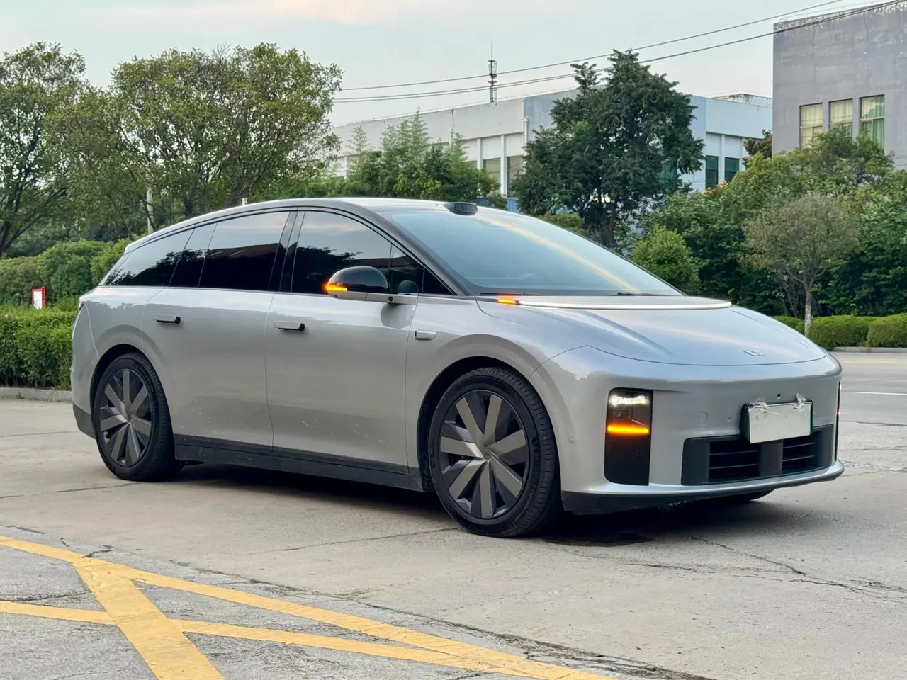 Li 2025 i6 four-wheel drive basic automatic transmission 2