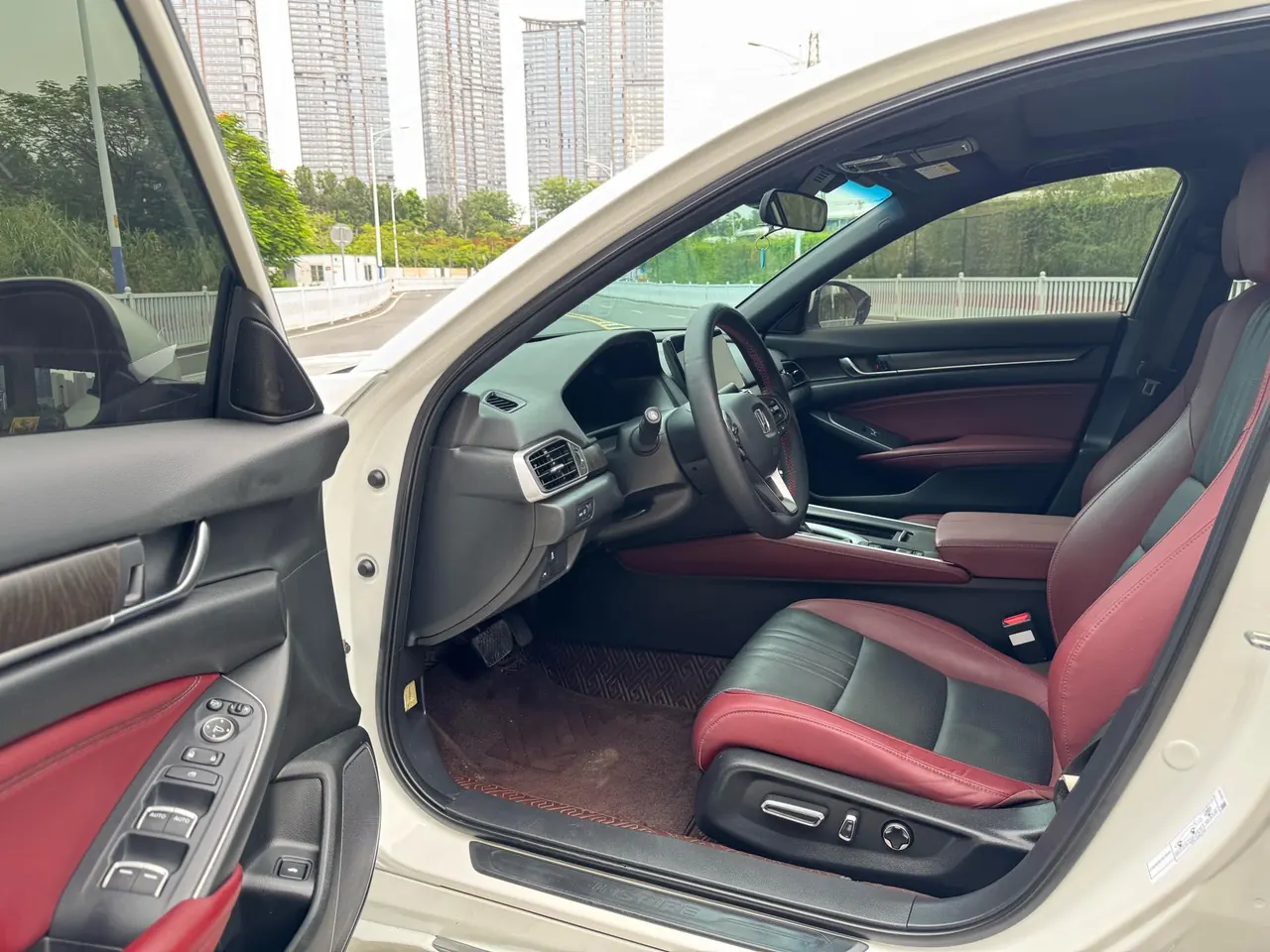 Honda 2022 INSPIRE (Yingshi Pai) 1.5T Stepless 260TURBO Jingyue Edition Automatic Gear 3
