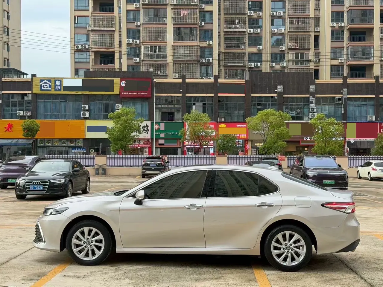 Toyota 2021 Camry 2.0G Stepless Deluxe Edition Automatic Gear 3