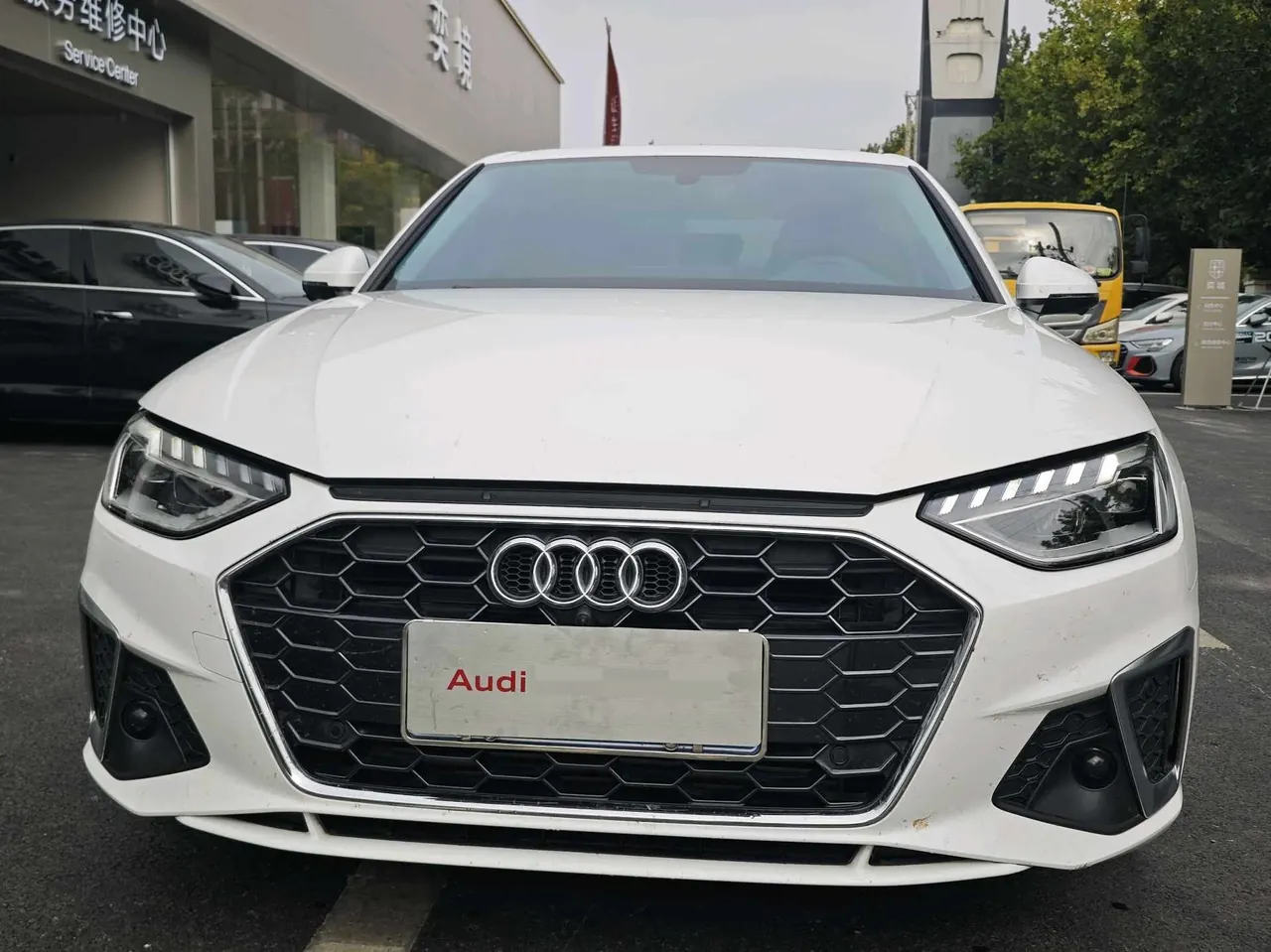 Audi 2020 A4L 2.0TFSI 40TFSI Deluxe Dynamic Automatic 2
