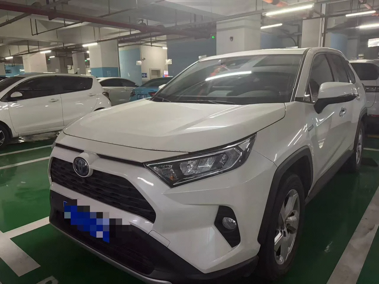 打开图片灯箱:Toyota 2020 RAV4 Rongfang Double Engine 2.5 Stepless Two-Drive Elite Automatic Gear