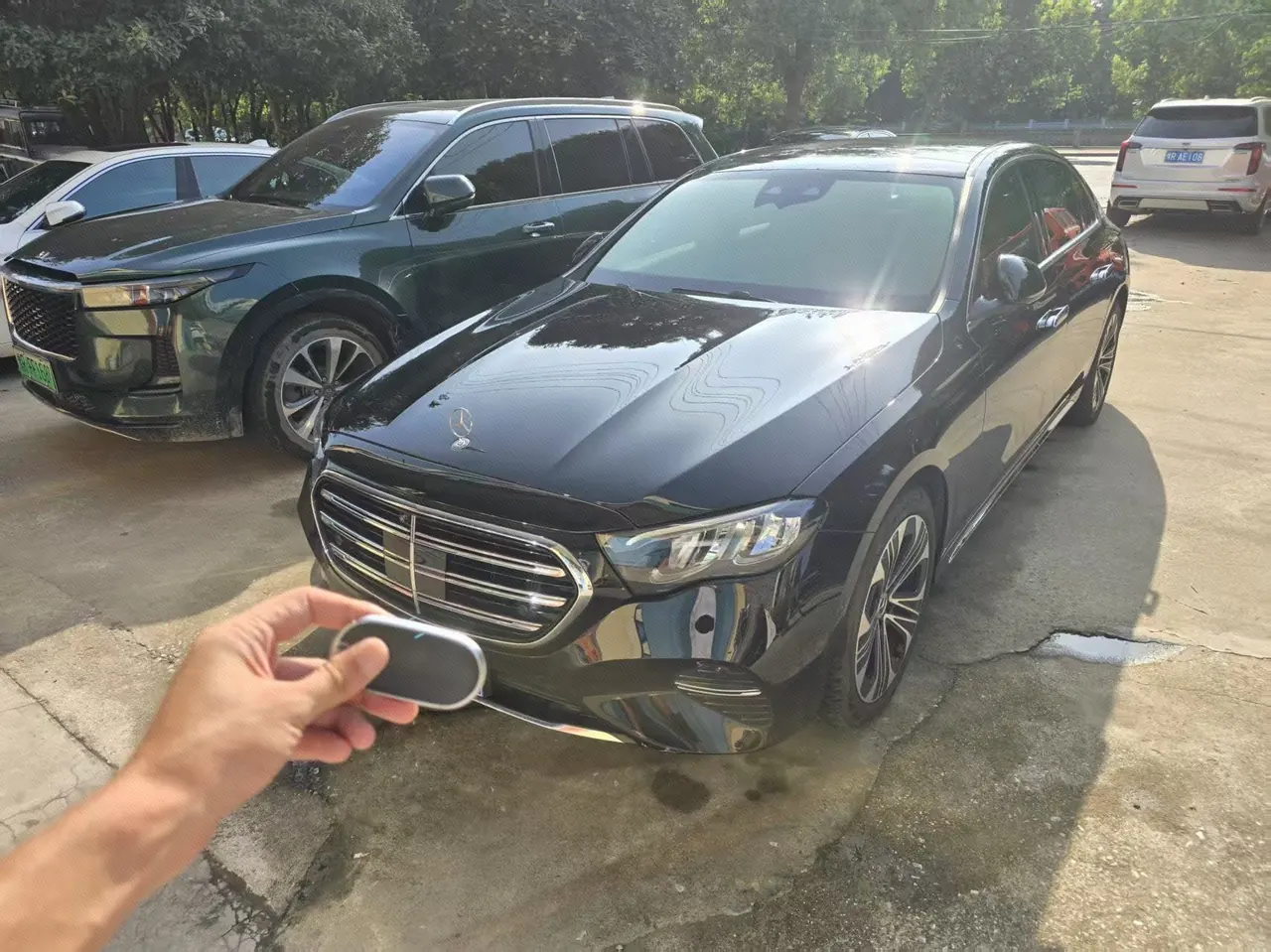 Open image lightbox: Mercedes Benz E Class 2025 E 300 L 48V 2.0T Luxury Sports Automatic