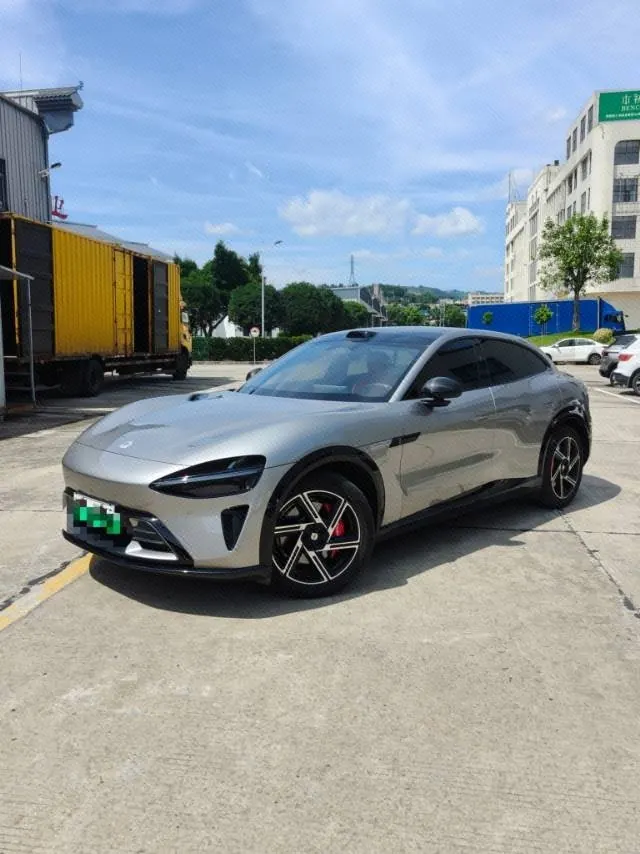 Open image lightbox: MI 2025 YU7 Long Endurance High Performance Four-wheel Drive Max Edition Automatic Gear