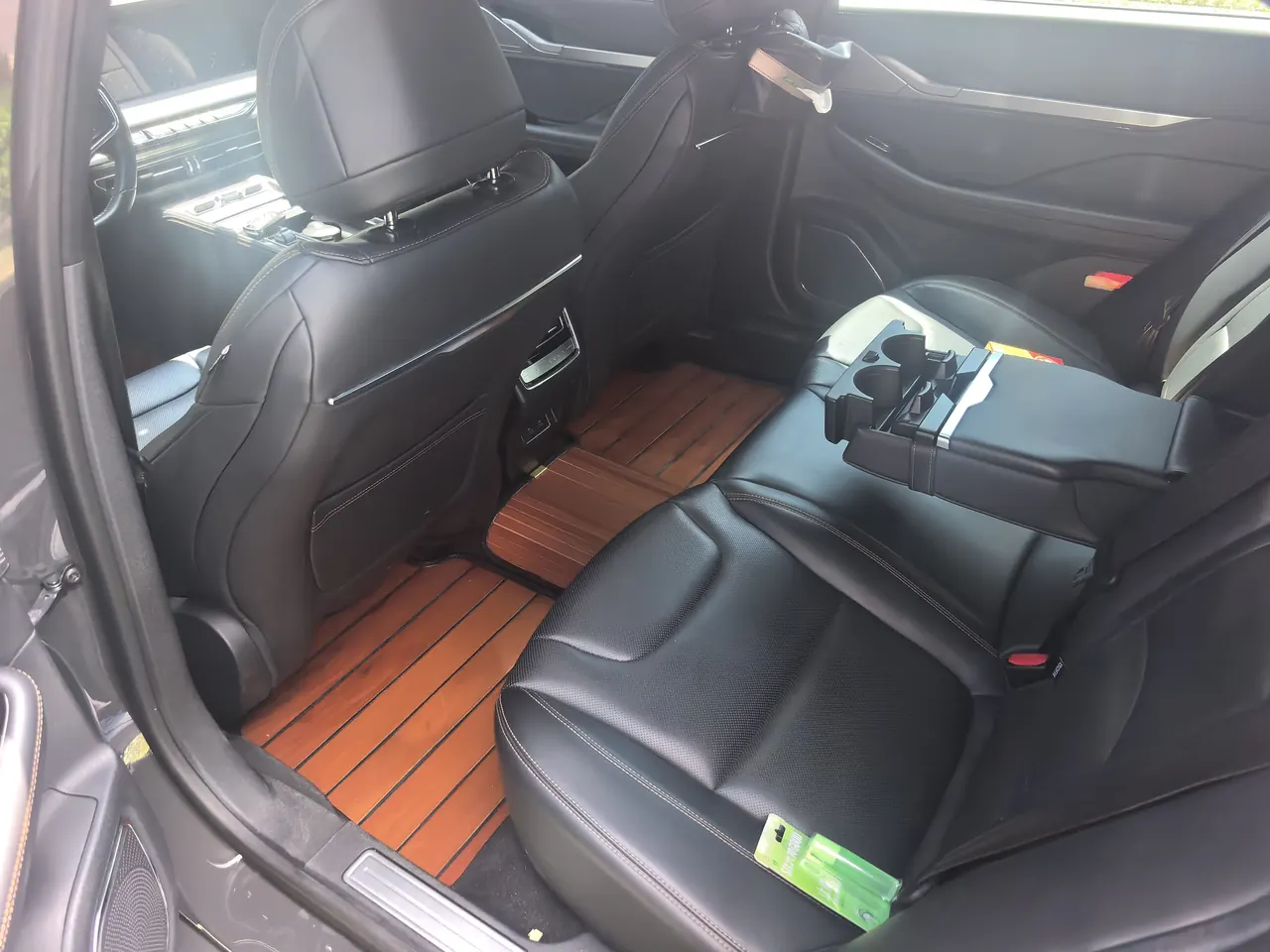 Lincoln 2022 Lincoln Z 2.0T I Cool Premium Edition Automatic Gear 3