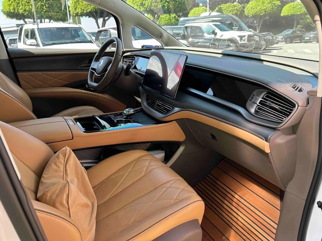 Denza 2022 Denza D9 EV 600 four-wheel drive flagship automatic gear 4