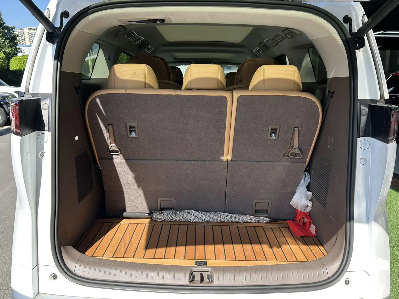 Denza 2022 Denza D9 EV 600 four-wheel drive flagship automatic gear 8