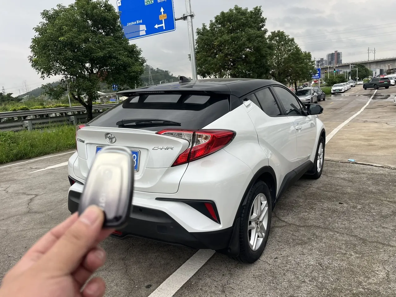 Toyota 2020 C- HR 2.0 stepless elite version of automatic transmission 4