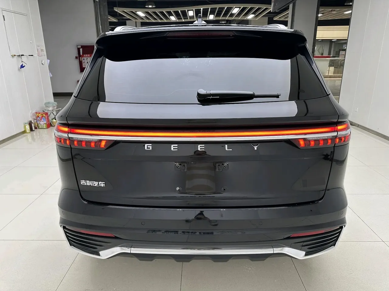 Geely 2025 XingyueL (Monjaro) 2.0TD Oriental Obsidian Current Edition Automatic Gear 5